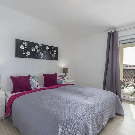 Anita For 7 People Near With Private Pool And Beautiful Garden Villa Porec