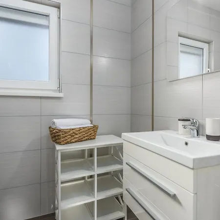 Anita For 7 People Near With Private Pool And Beautiful Garden * Пореч