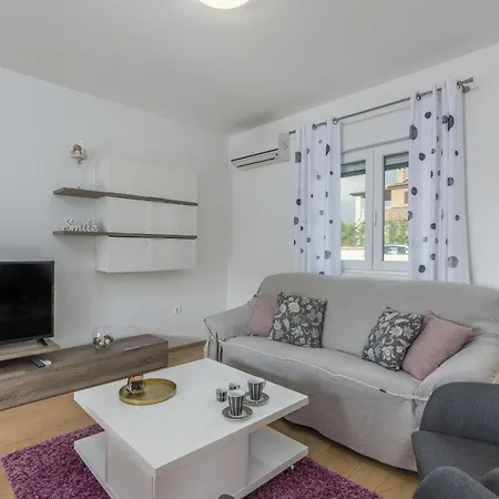 Anita For 7 People Near With Private Pool And Beautiful Garden *